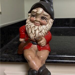 Vintage garden gnome / shelf sitter